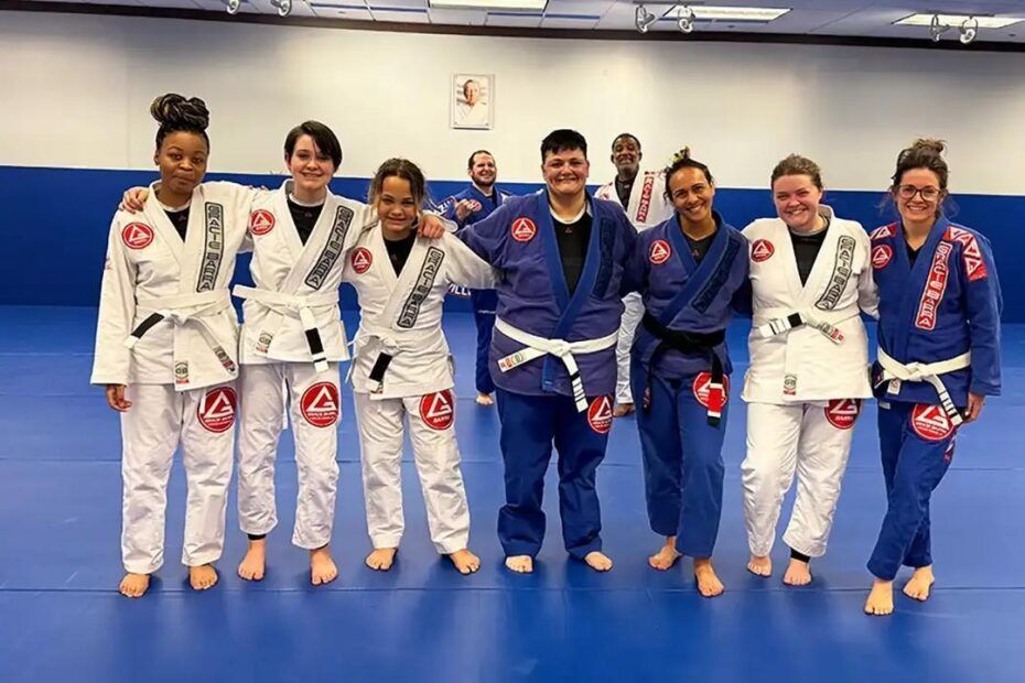 Your First Women's Jiu-Jitsu Class: What It's Like (Step-by-Step)